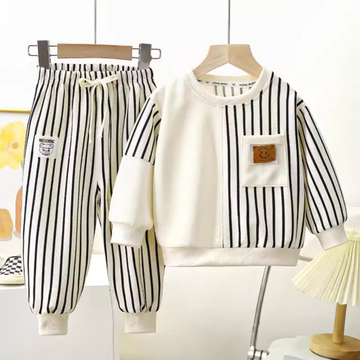 Children's spring and autumn clothes round neck long sleeve sweater new style boys and girls trendy autumn clothes baby children's clothes