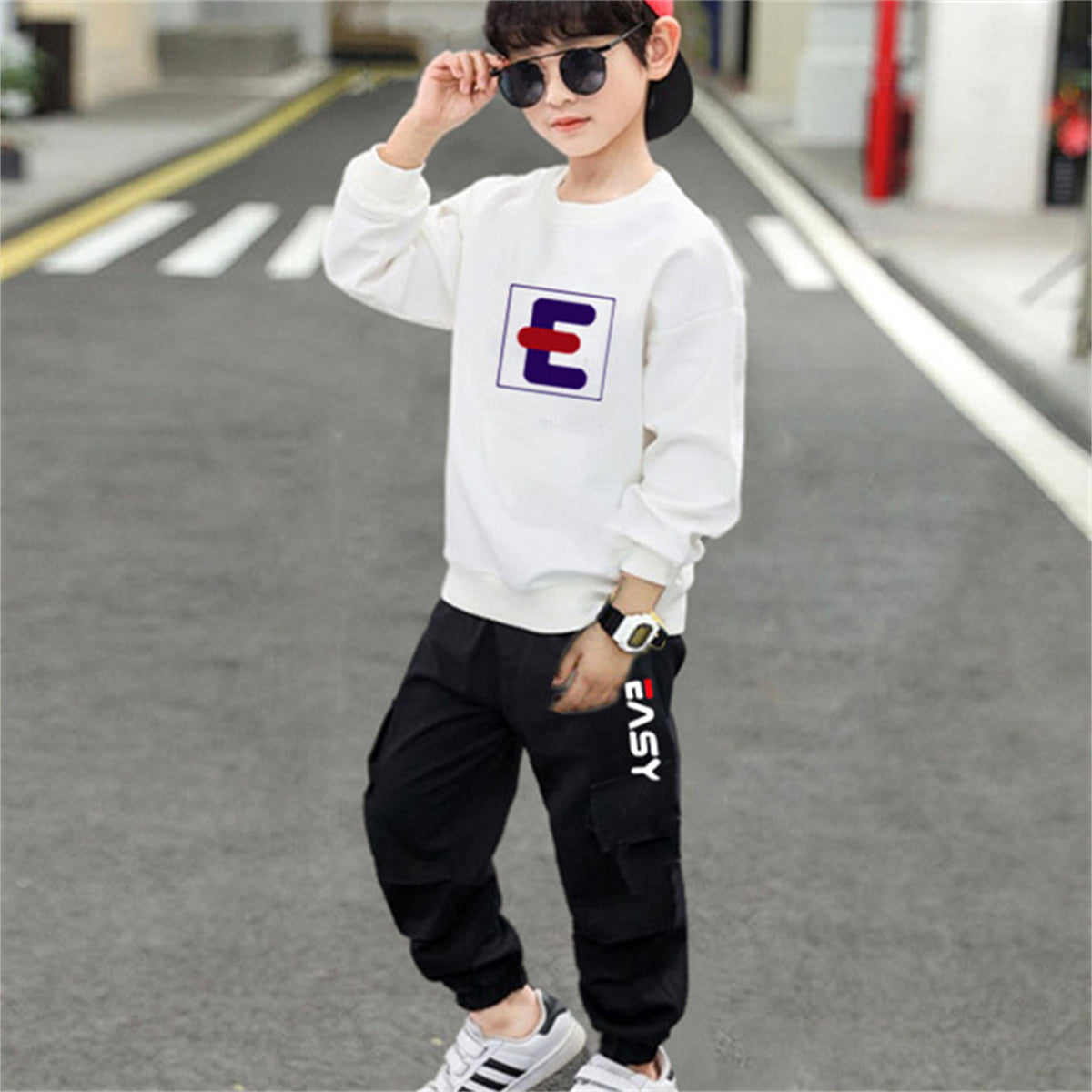 Fashionable sports sweatshirt long-sleeved suit for middle and older boys