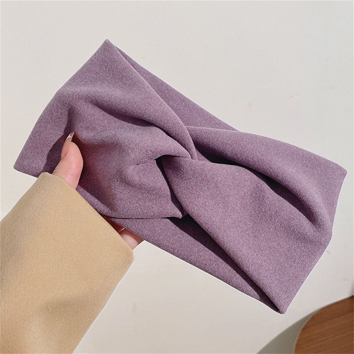 Wide-brimmed face-washing headband for daily wear in autumn and winter