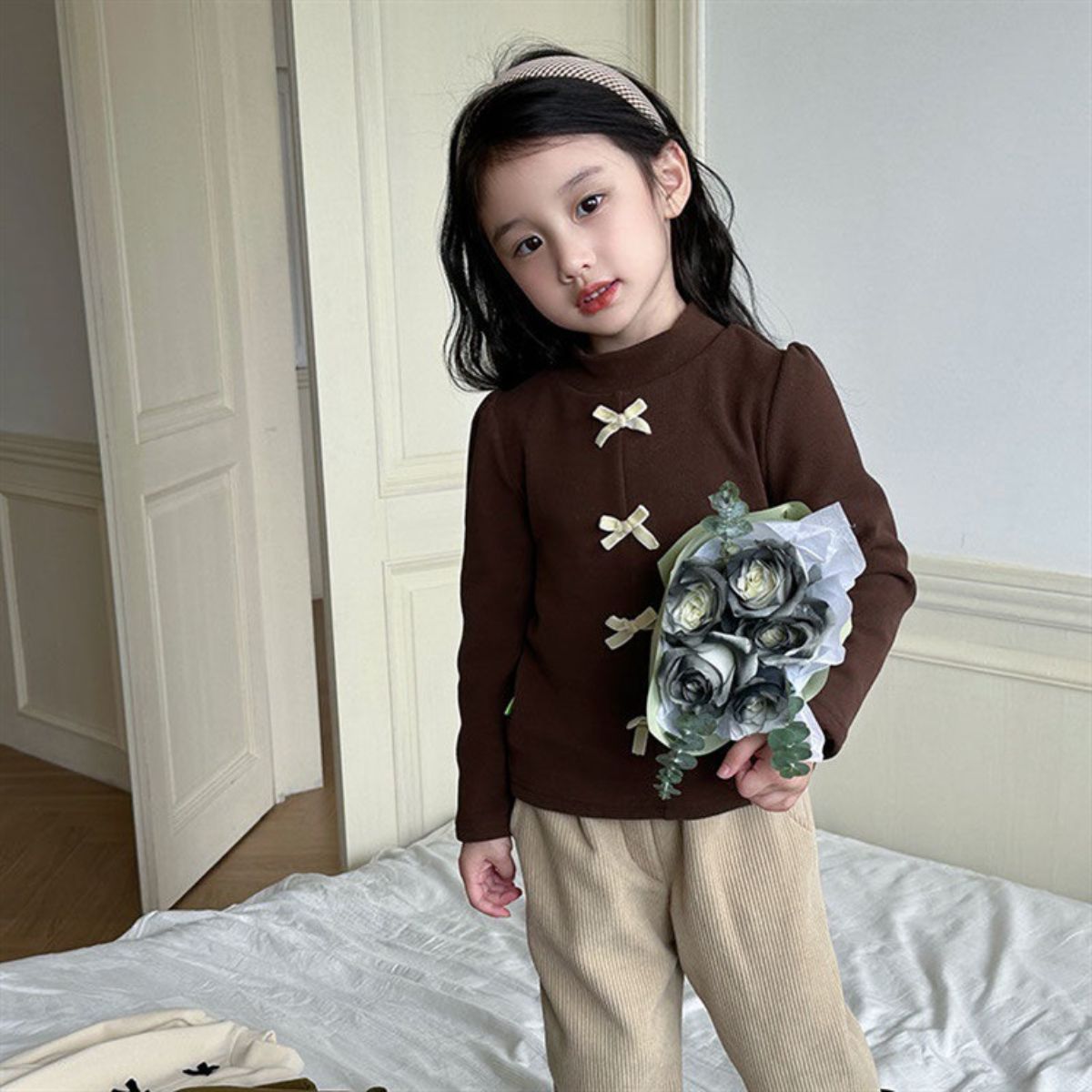 Children's sweet bow bottoming shirt for baby girls with velvet inner wear winter style girls bottoming shirt half turtleneck