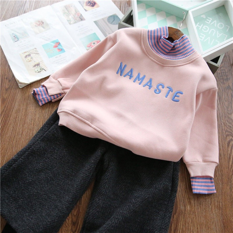 Winter plus velvet simple letter style warm long-sleeved T-shirt for middle and large boys and girls