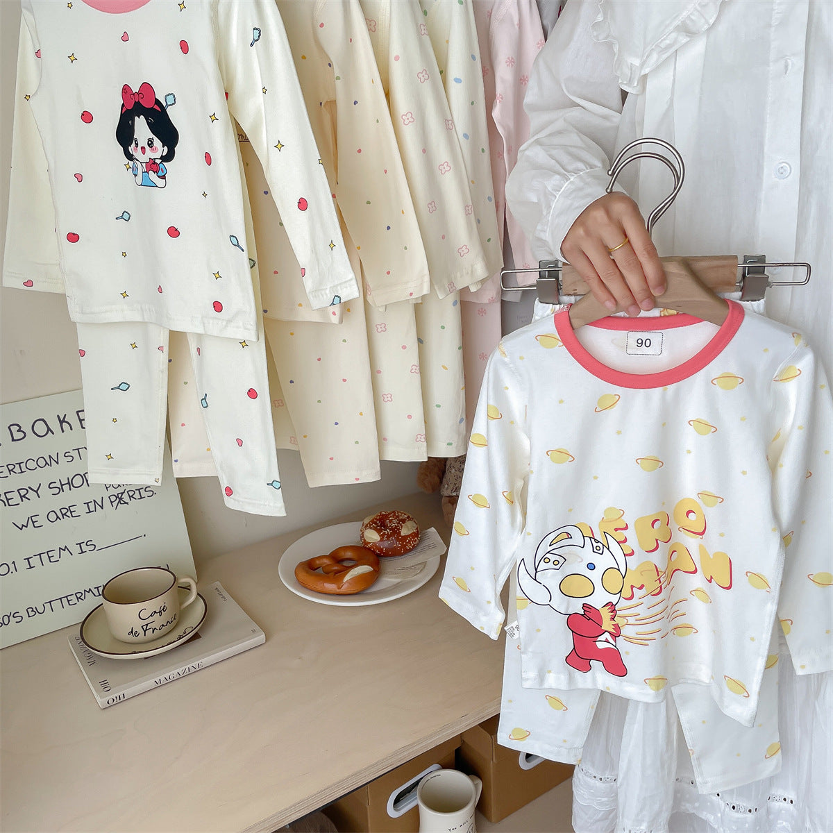 Cartoon skin-friendly children's autumn clothes and trousers home clothes and pajamas set