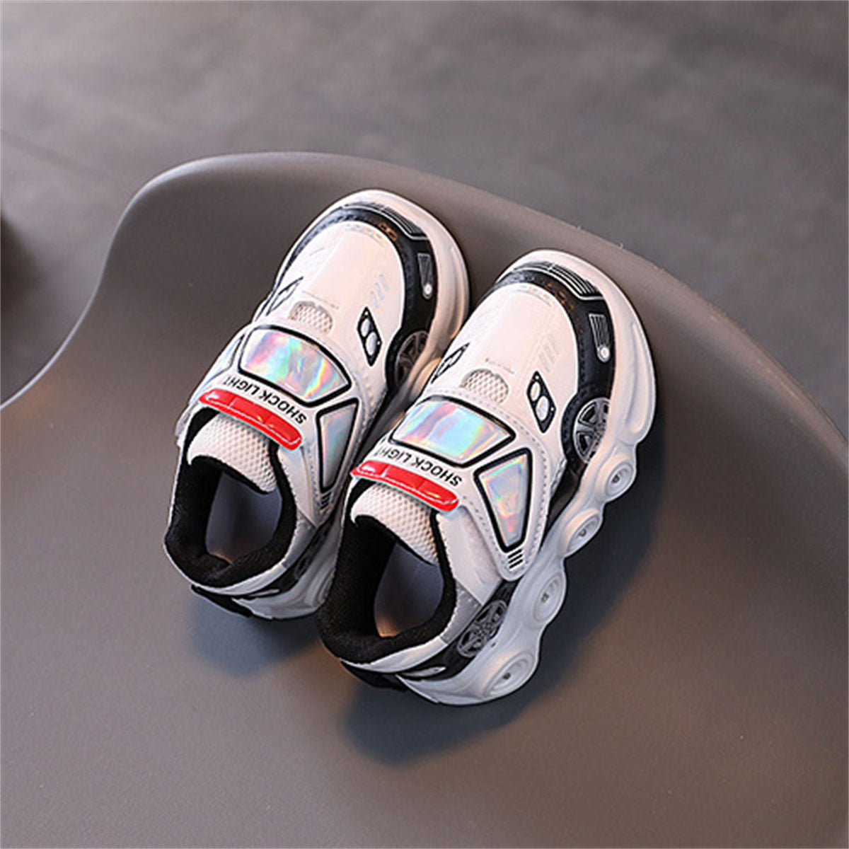 Little boy autumn luminous racing style cool sports shoes