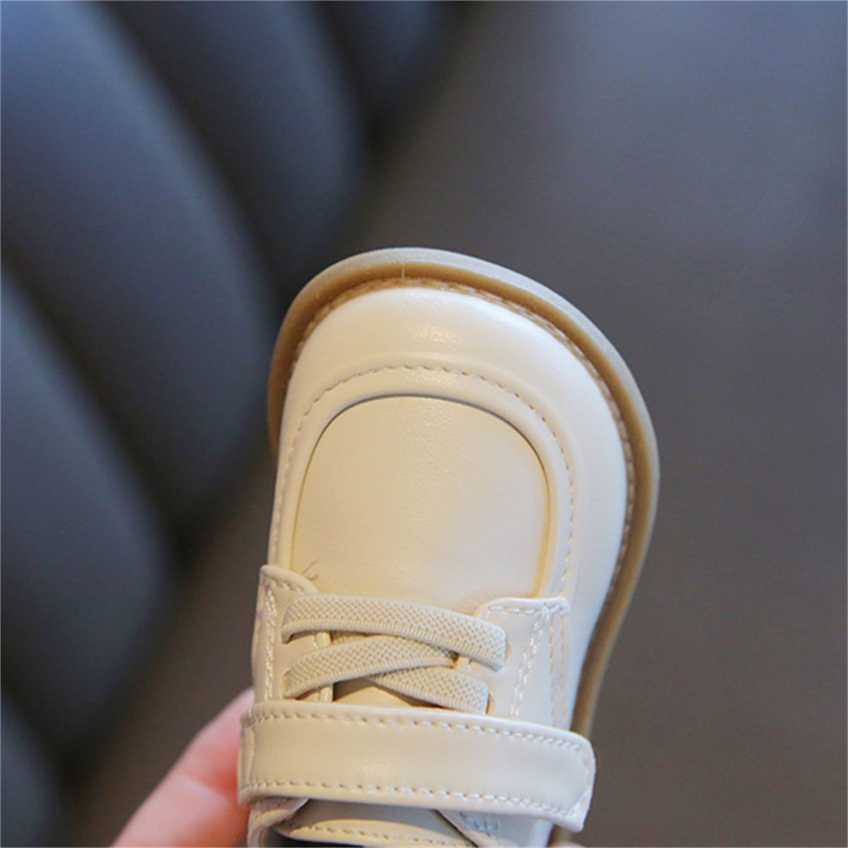 Children's solid color Velcro soft-soled leather shoes