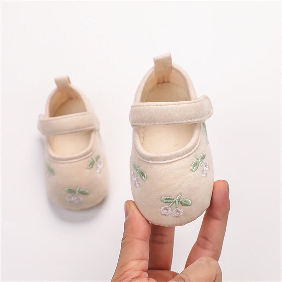 Baby Girls Autumn Embroidered Soft-soled Non-slip Canvas Shoes