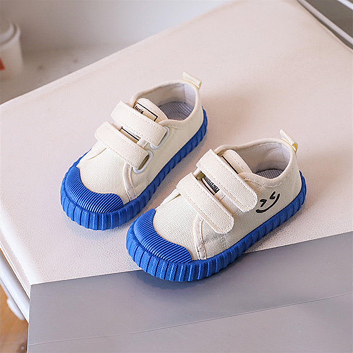 Children's colorful sole smiley face canvas shoes