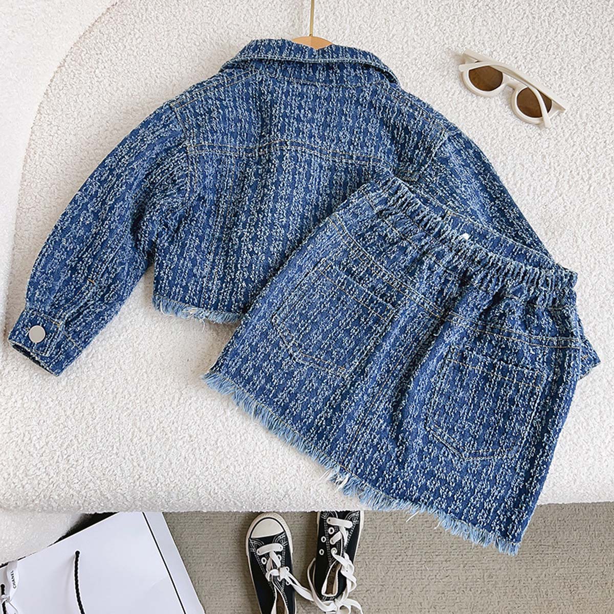 New autumn and winter preppy style long-sleeved girls' Chanel style denim jacket and short skirt two-piece suit