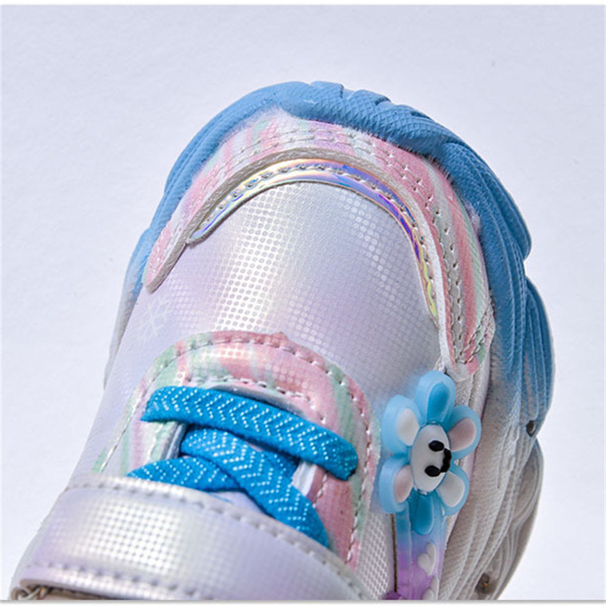 Children's girls' Sanrio cute cartoon style soft sole breathable luminous LED sports shoes