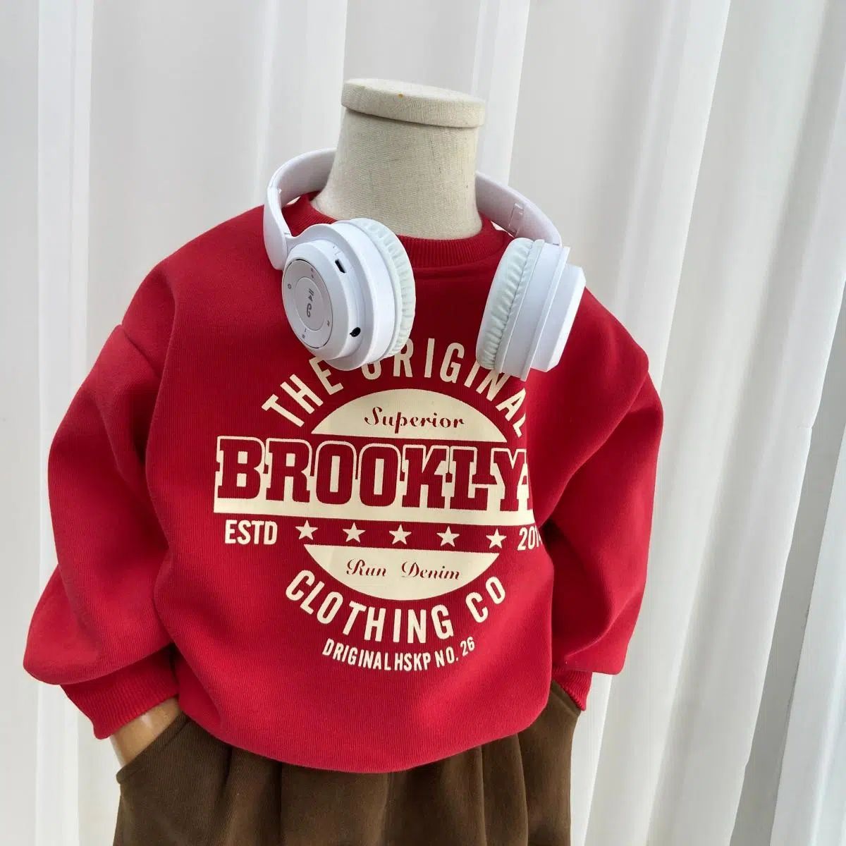 Boys' fleece sweatshirt