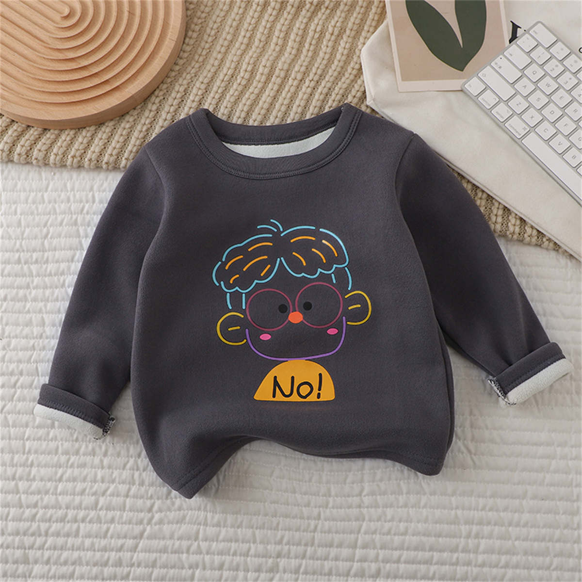 children&#39;s autumn and winter fleece round neck bottoming sweatshirt