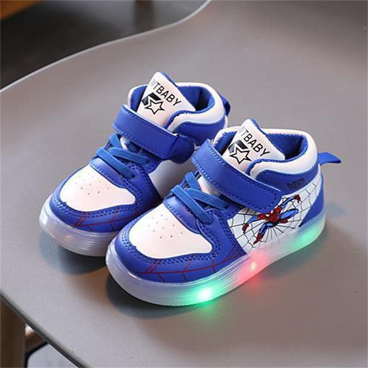 Cool Spider-Man soft-soled luminous LED soft-soled warm high-top sneakers for little boys