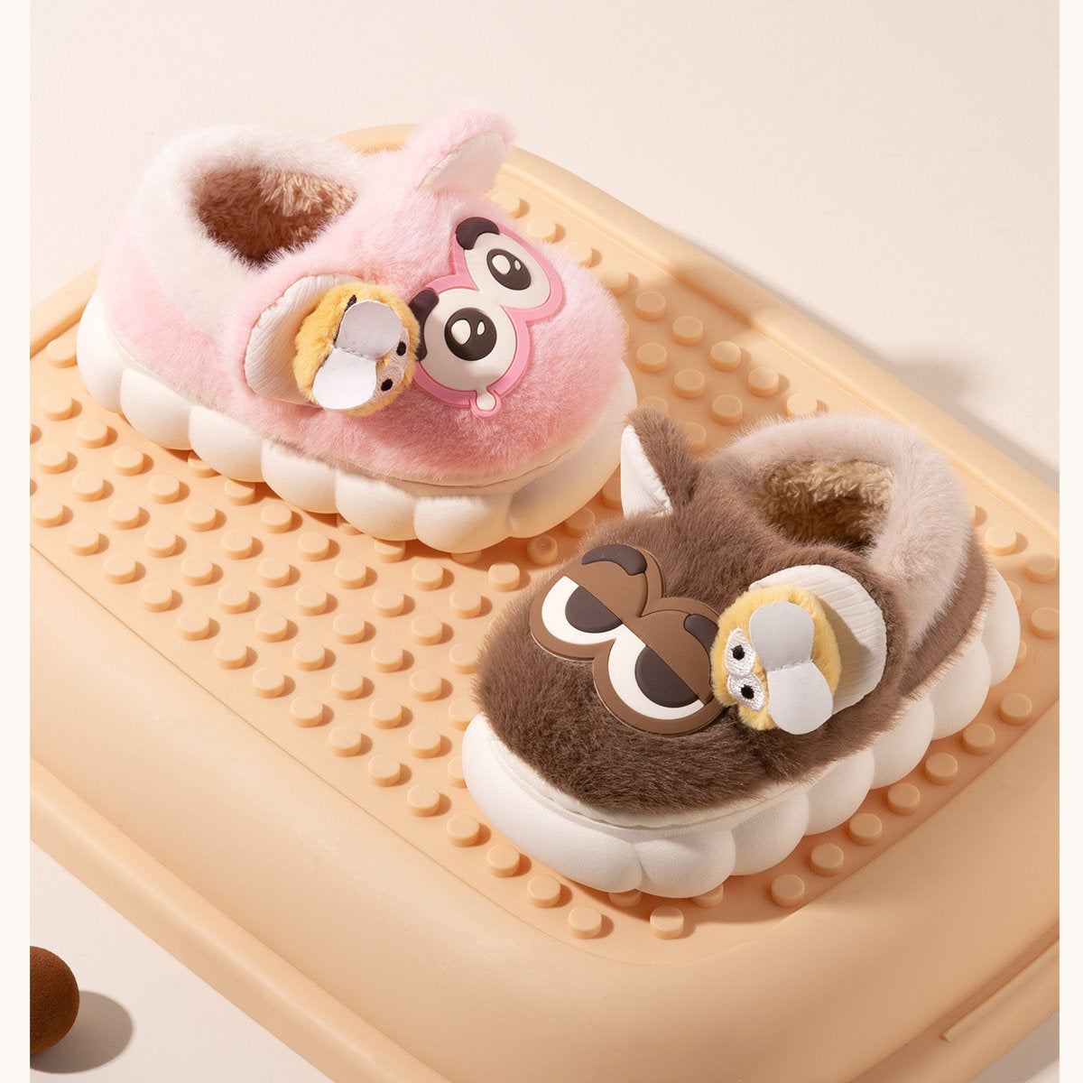 Children's autumn and winter cute cartoon big-eyed dolls indoor warm cotton slippers