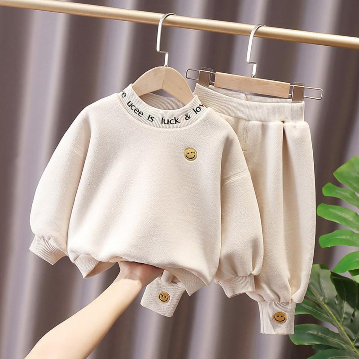 Autumn and winter boys and girls long sleeve sweatshirt suit