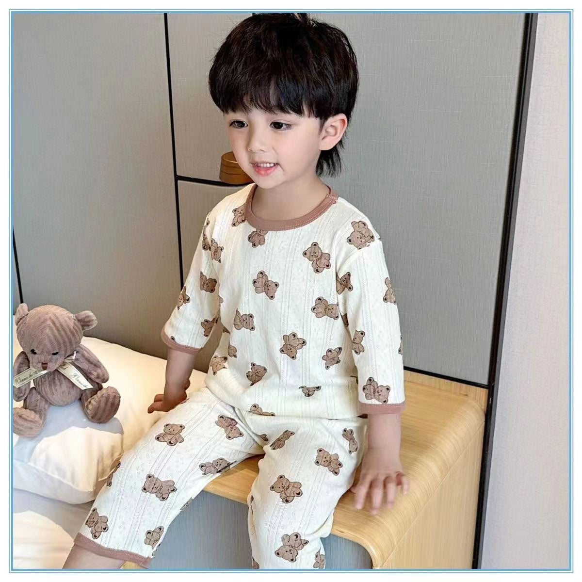 Children's two-piece long-sleeved suit with cute cartoon pattern