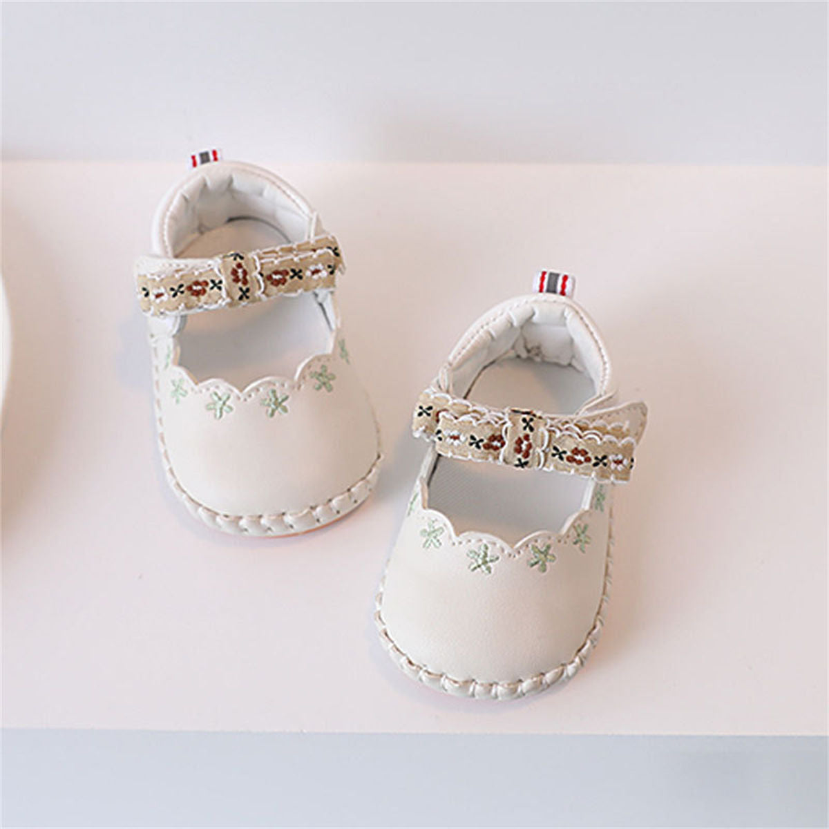 Baby Girls Autumn Embroidered Ladies Style Leather Shoes