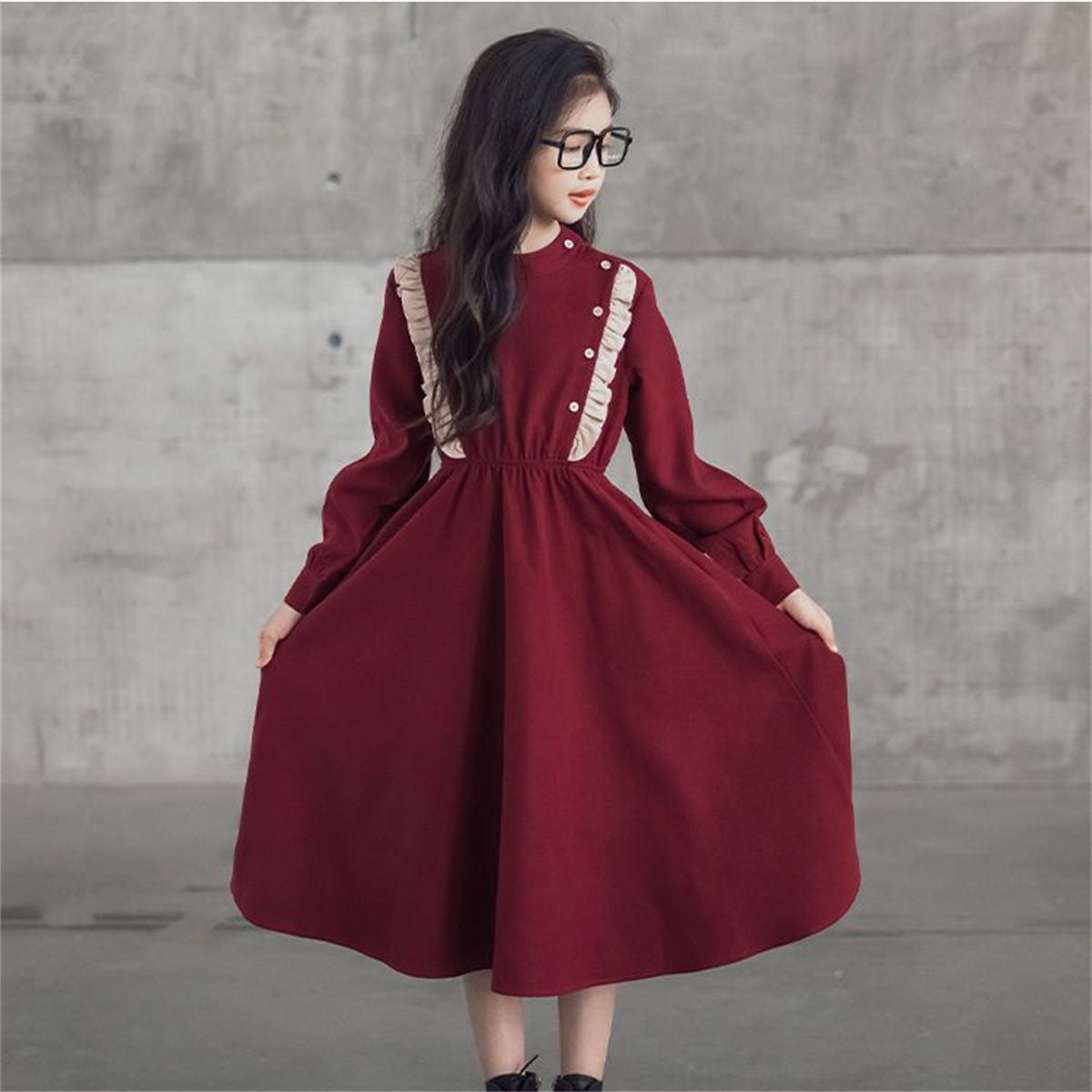 Autumn temperament style broken lace fashionable long-sleeved dress for middle and large girls