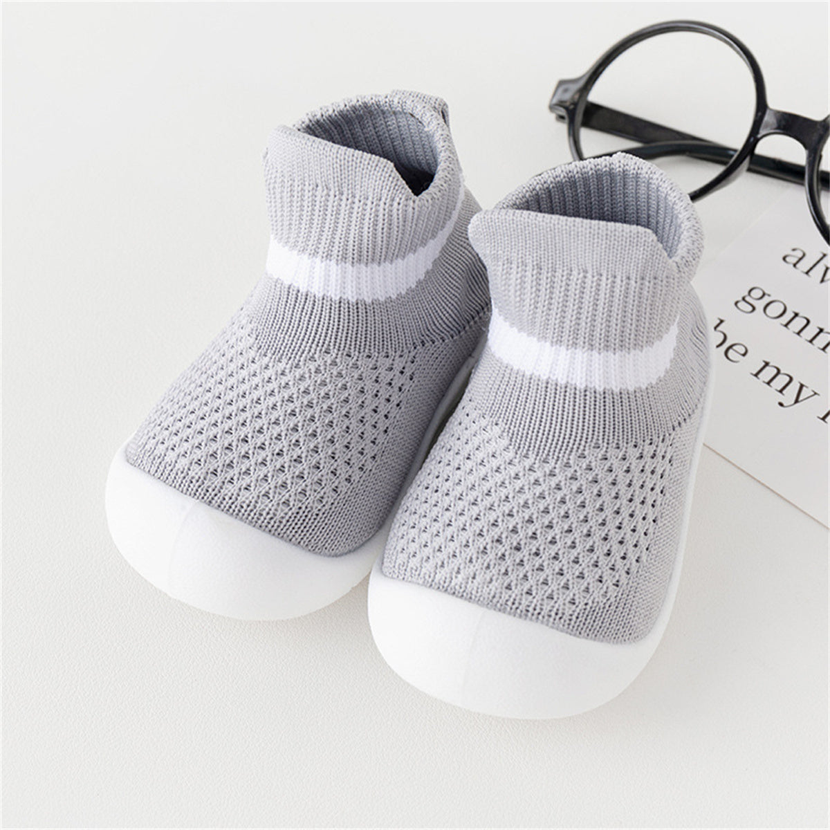 Children's spring and autumn solid color knitted simple breathable non-slip toddler shoes for boys and girls