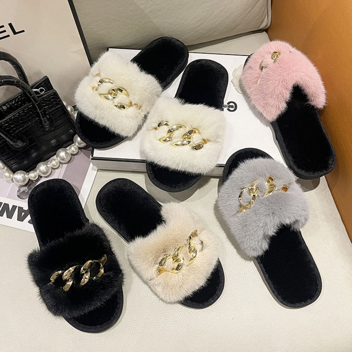 Metal chain fur slippers for women fashionable warm large fur flat heel flip flops