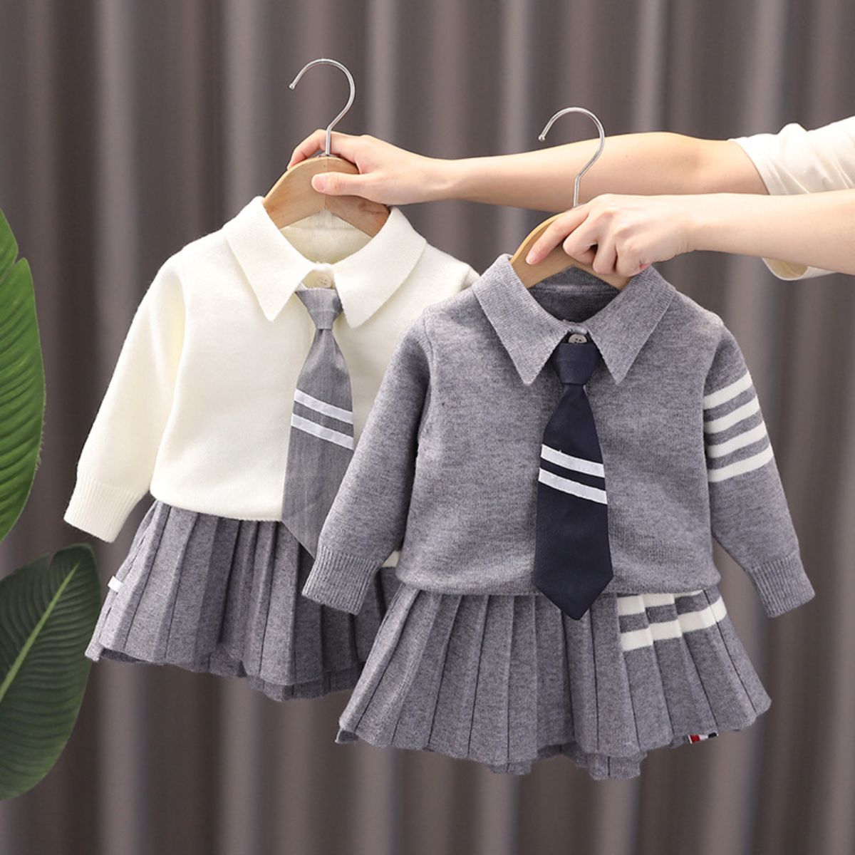 Girls sweater suit autumn and winter new style college style two-piece suit children's suit skirt