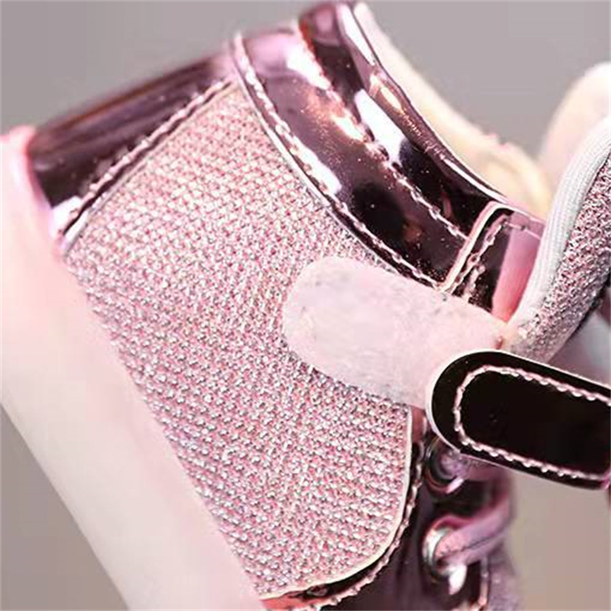 Children's Hello Kitty Princess Rhinestone Breathable Light-up Shoes