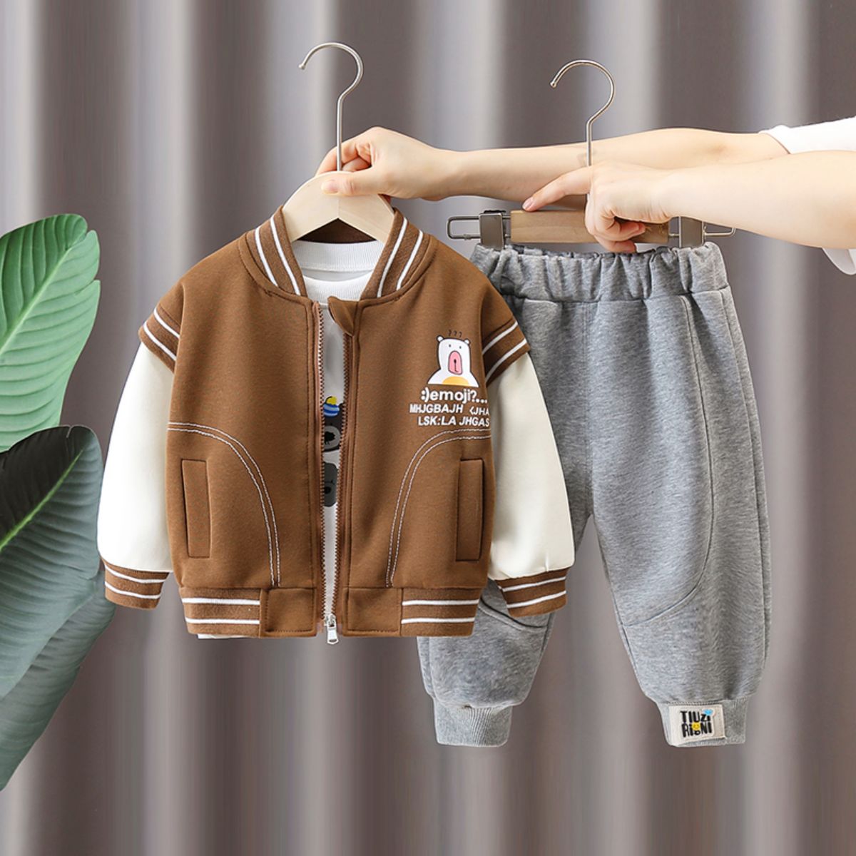 Boys suits autumn new style children's baseball jacket jacket small and medium children's stylish tops autumn clothes boys suit