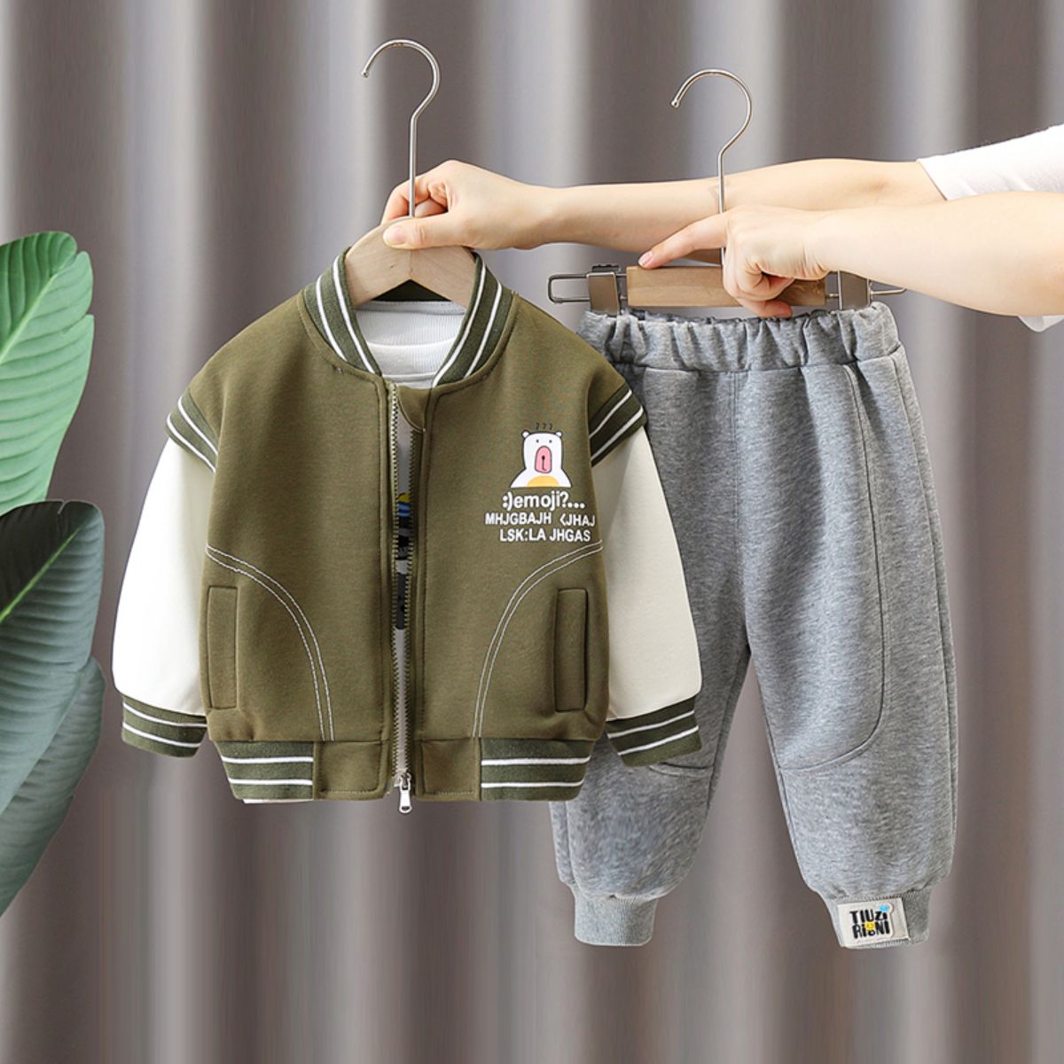 Boys suits autumn new style children's baseball jacket jacket small and medium children's stylish tops autumn clothes boys suit