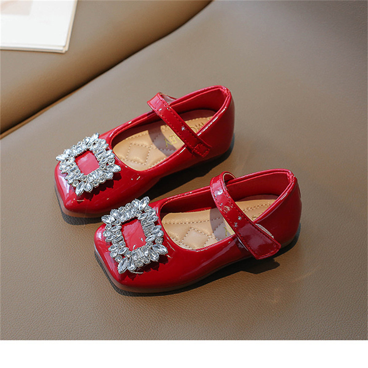 Children's girls retro princess feng shui diamond square buckle soft bottom breathable flat leather shoes