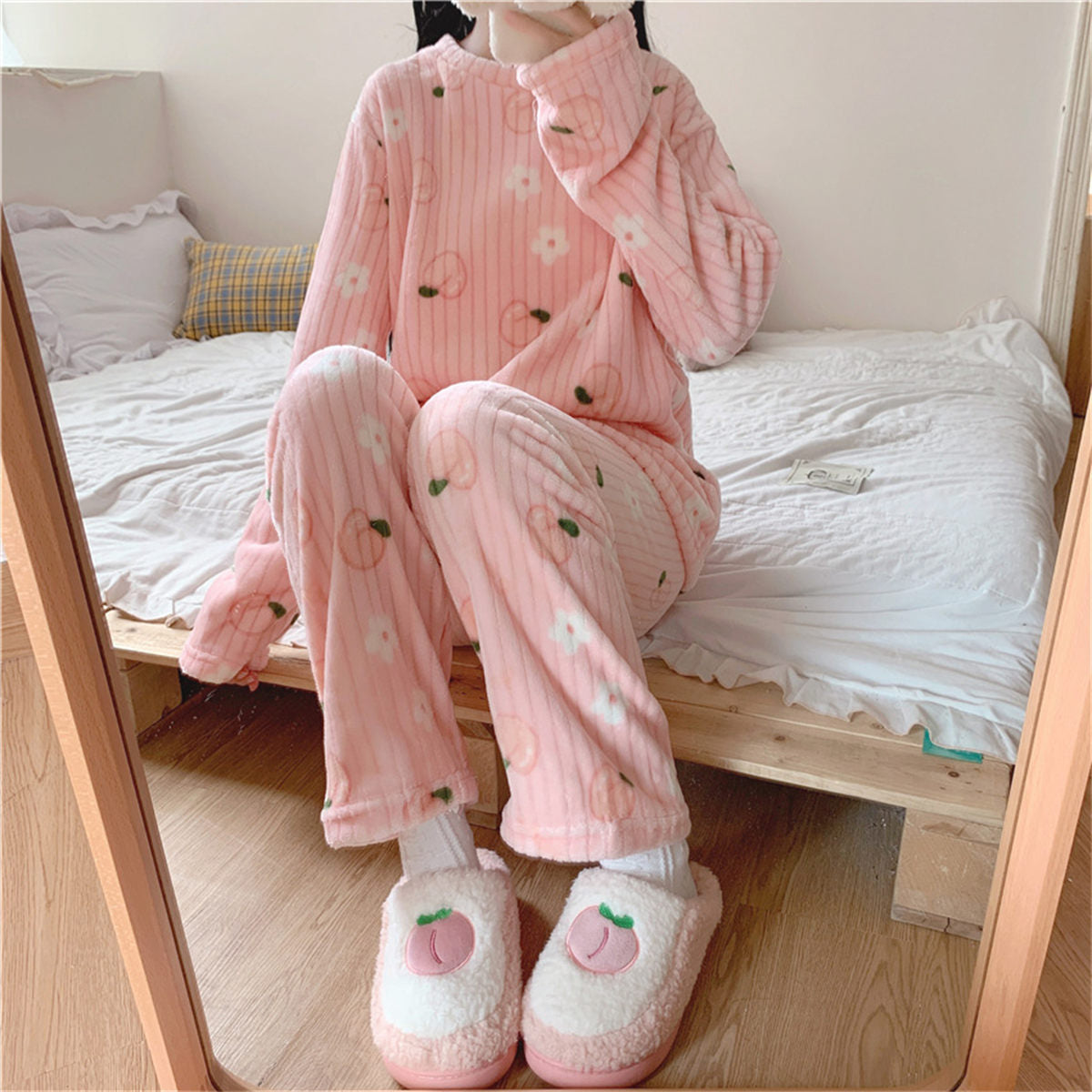 Bear bow print coral fleece suit home clothes