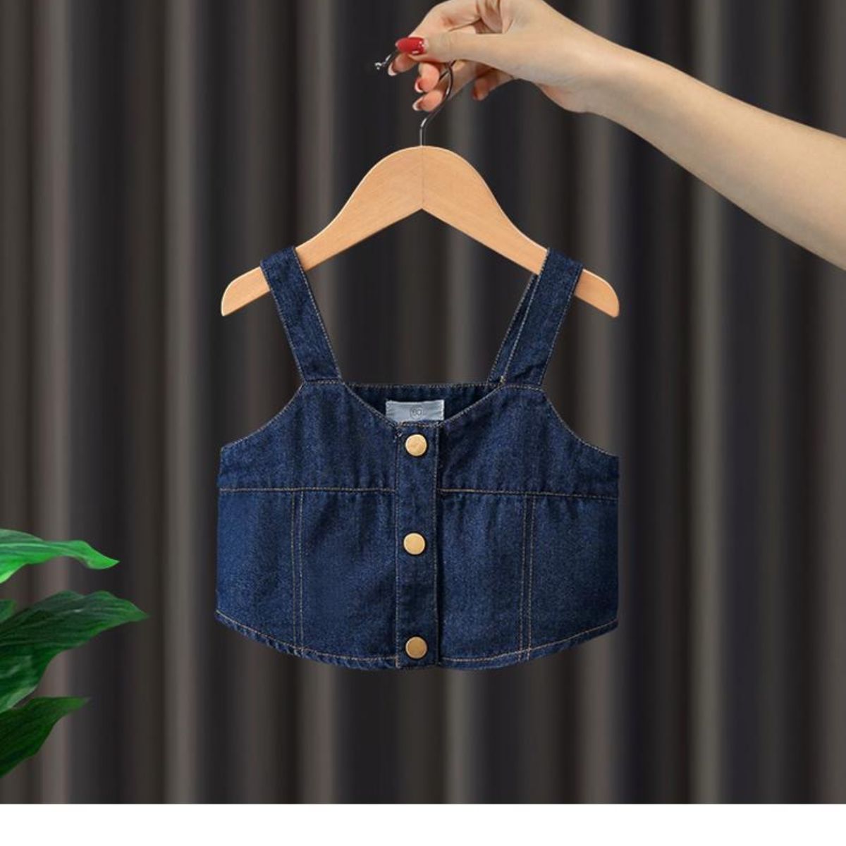 Small and medium-sized girls autumn clothing denim overalls suit new style girls baby girl autumn three-piece suit