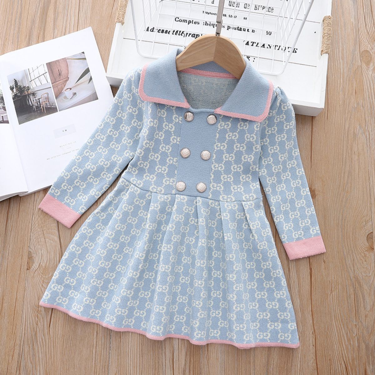 Girls knitted elegant long-sleeved princess dress