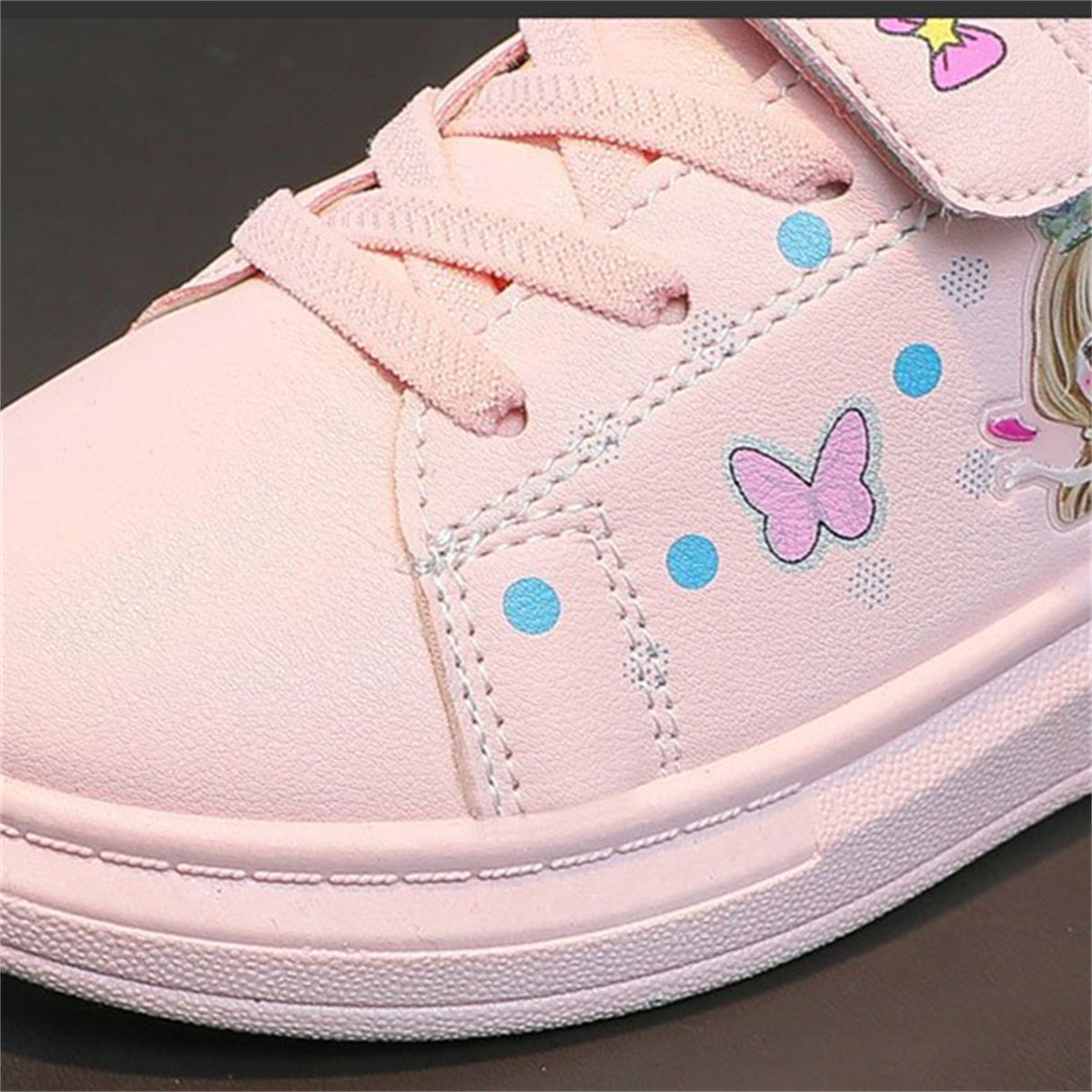 Cute cartoon pattern shiny low-top sneakers for baby girls