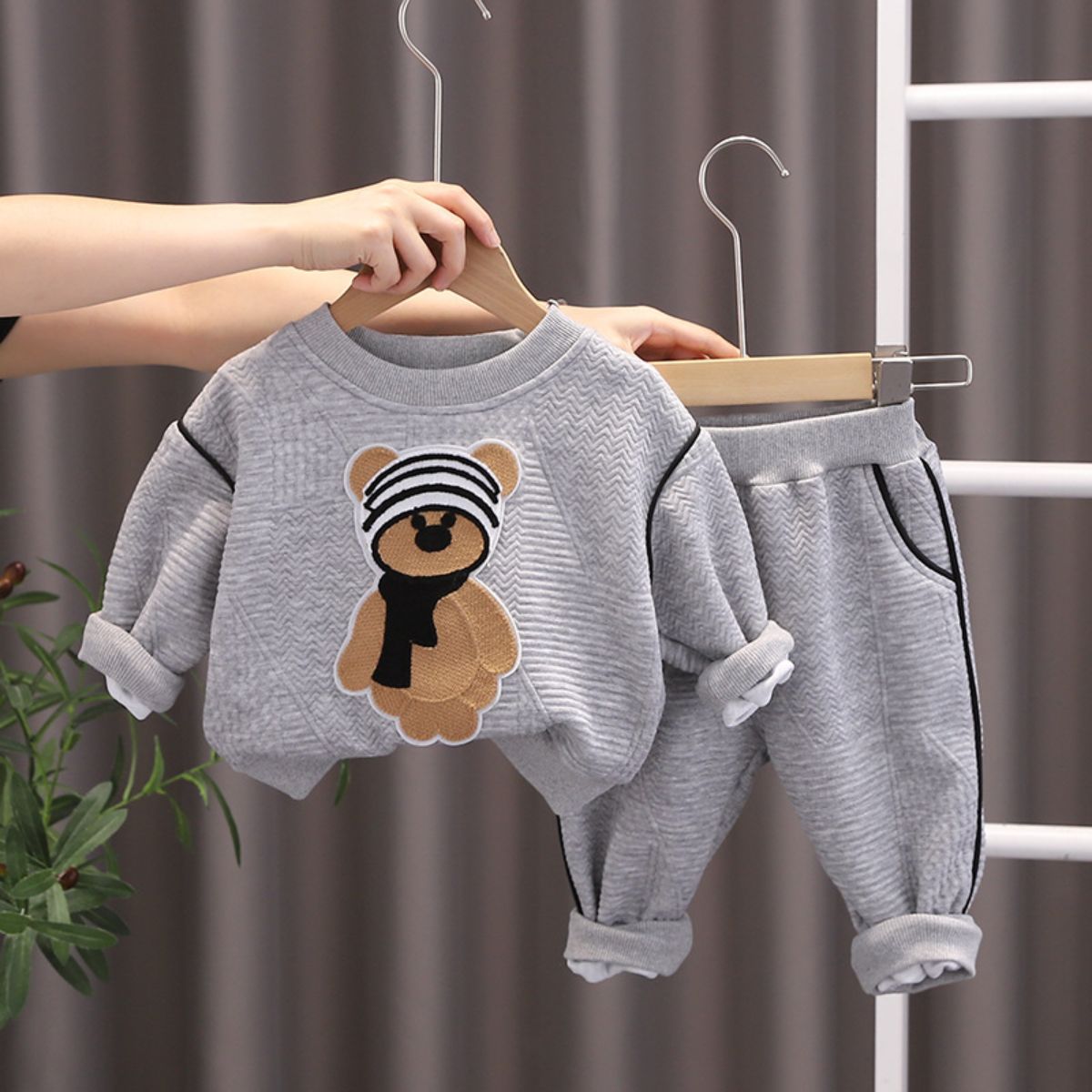 New children's suit baby air cotton spring and autumn cartoon long-sleeved sweater casual suit