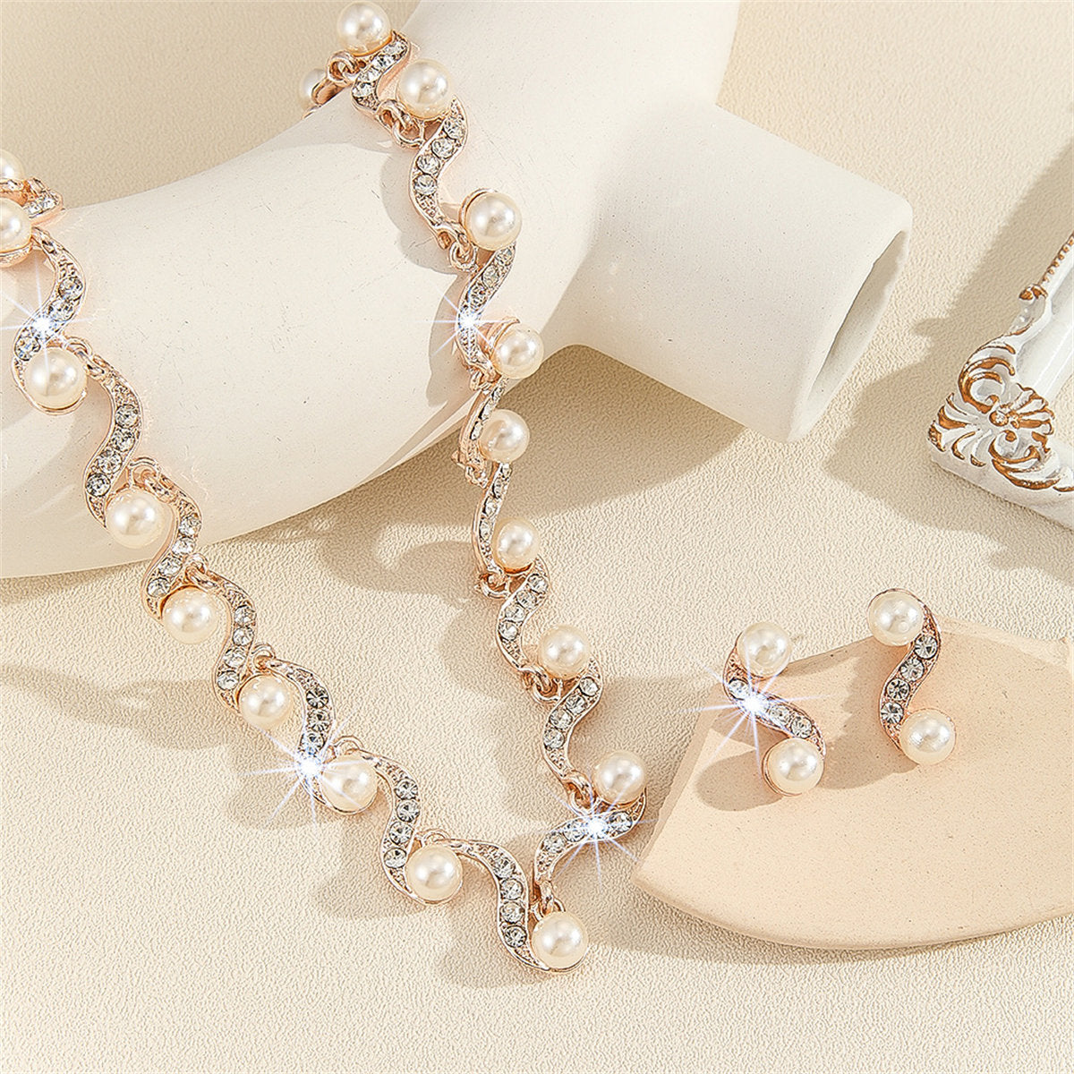 Women's 2-piece vintage elegant style sparkling pearl series bridal wedding accessories jewelry set