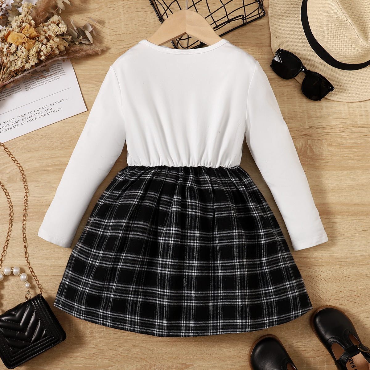 new style autumn and winter girls' dresses