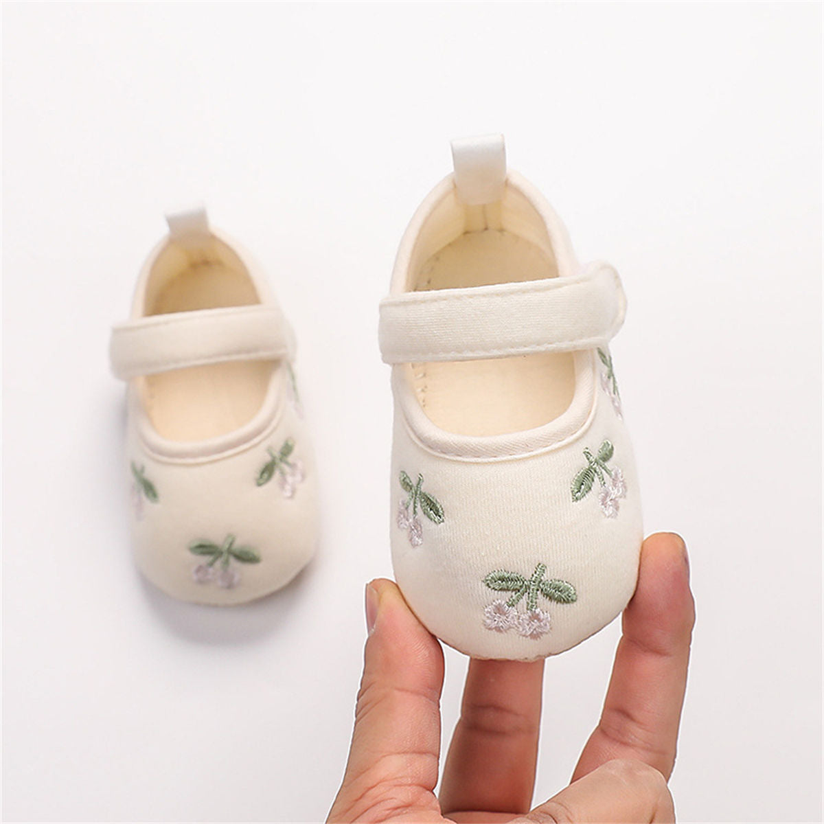 Baby Girls Autumn Embroidered Soft-soled Non-slip Canvas Shoes