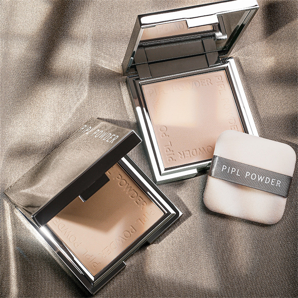 Lightweight concealer, contouring, wet and dry moisturizing setting powder