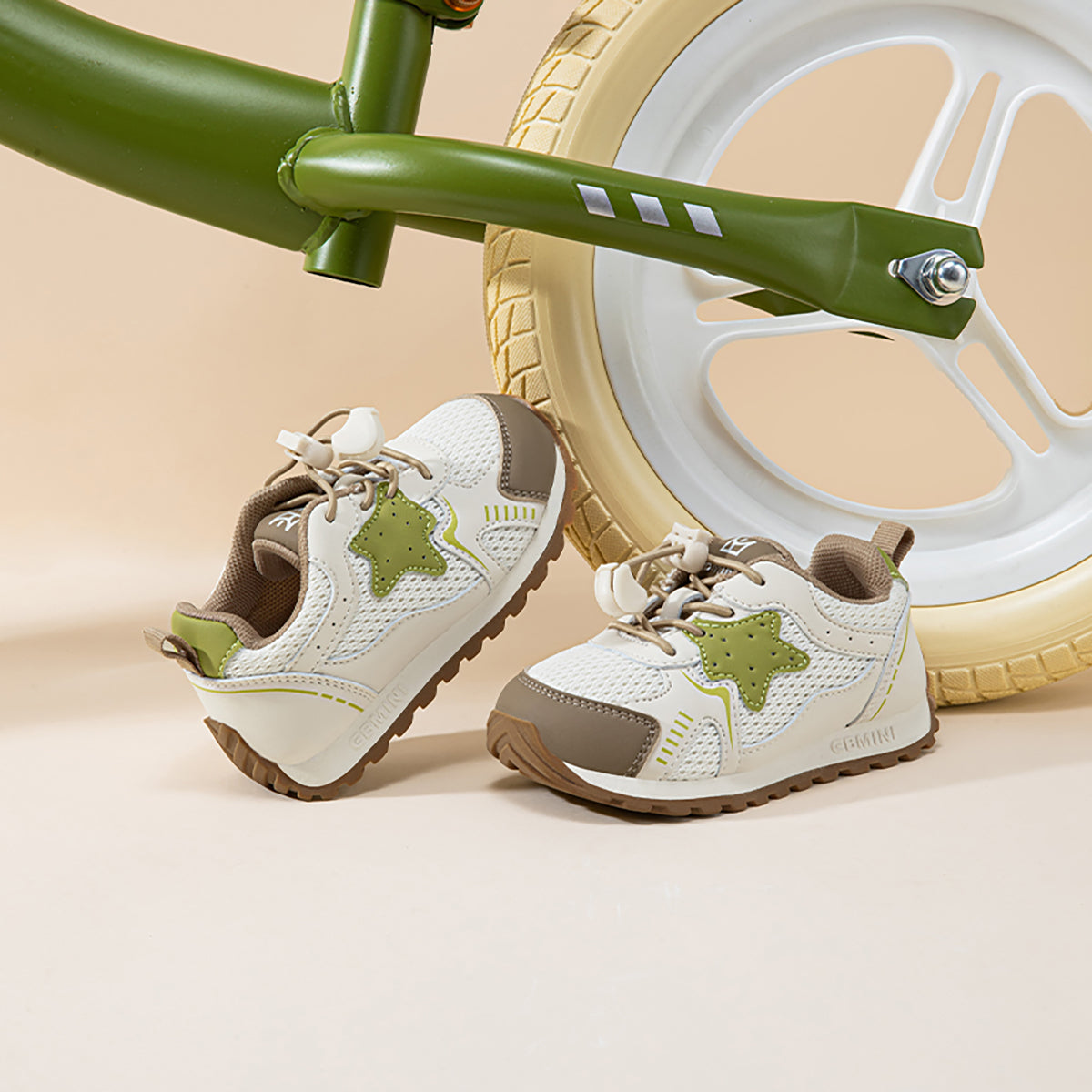 Mesh Breathable Anti slip Sneakers