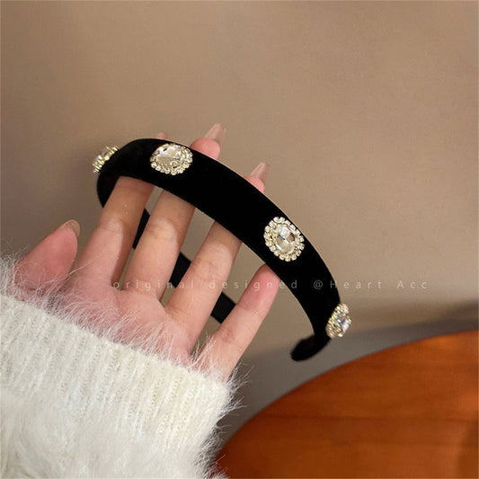 Ladies' high-grade diamond velvet headband with bangs and broken hair, retro and versatile