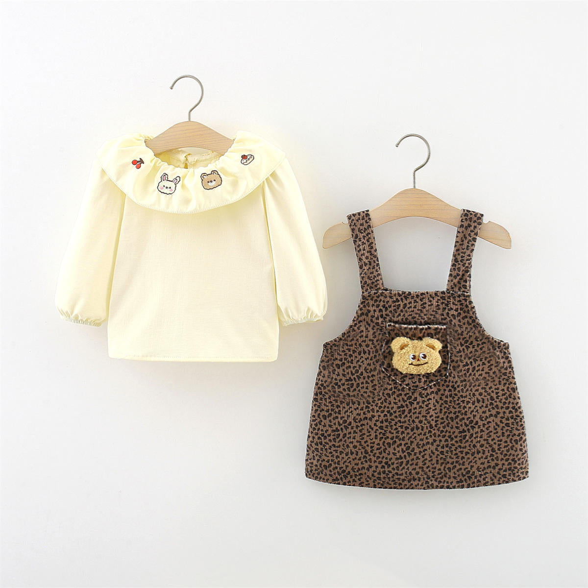 Girls Spring and Autumn College Style Leopard Print Overalls Skirt and Shirt Two-piece Set