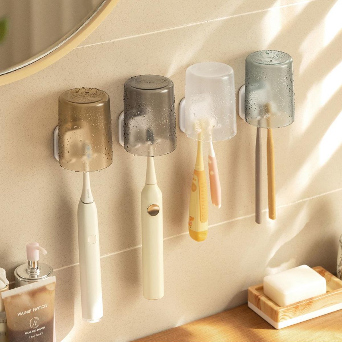 Electric toothbrush rack punch-free wall-mounted storage cup set hanging with lid dustproof household cup holder