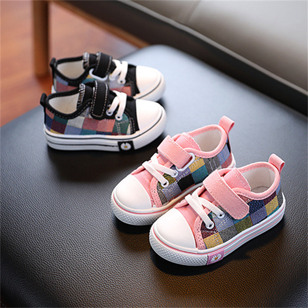 Children's and boys' spring and autumn British style color matching knitted non-slip Velcro low-top canvas shoes