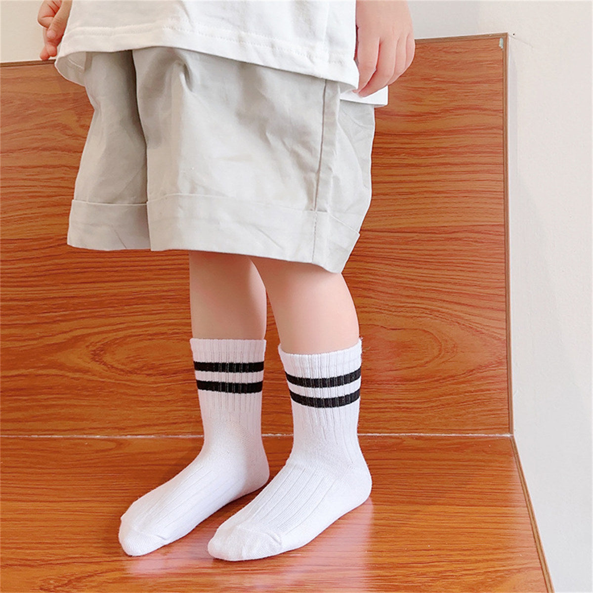 Children's spring and autumn casual college style parallel bars men's and women's short socks