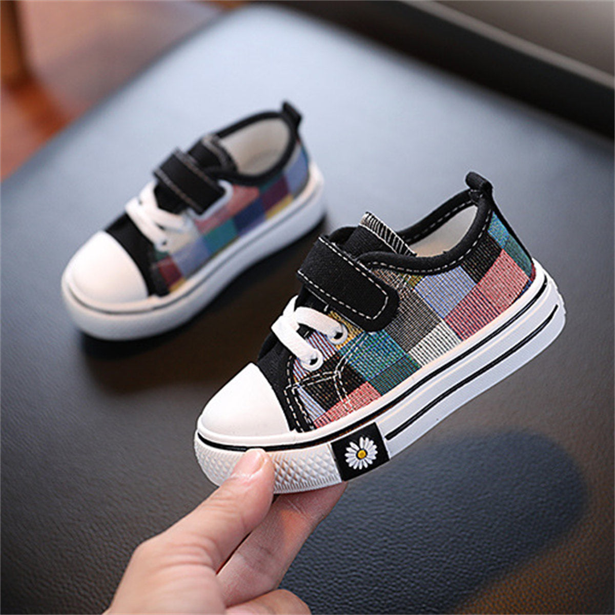 Children's and boys' spring and autumn British style color matching knitted non-slip Velcro low-top canvas shoes