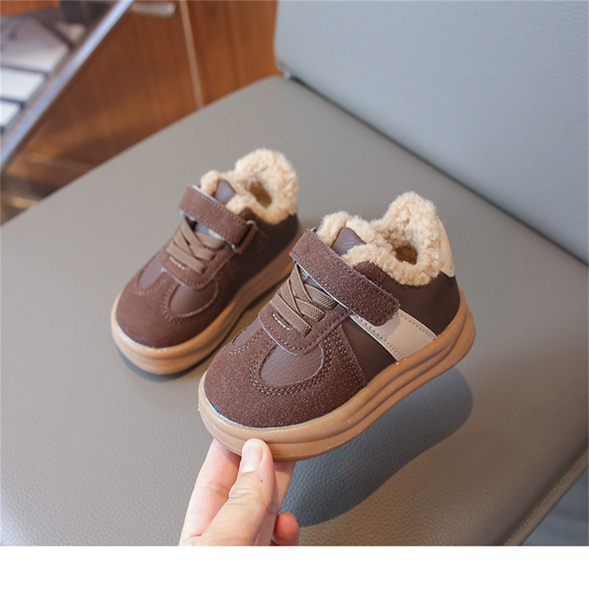 Children's and boys' winter velvet simple style low-top sneakers