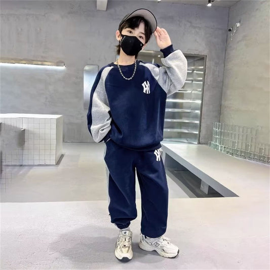 Middle and large boys autumn simple color matching letter style sports style T-shirt suit