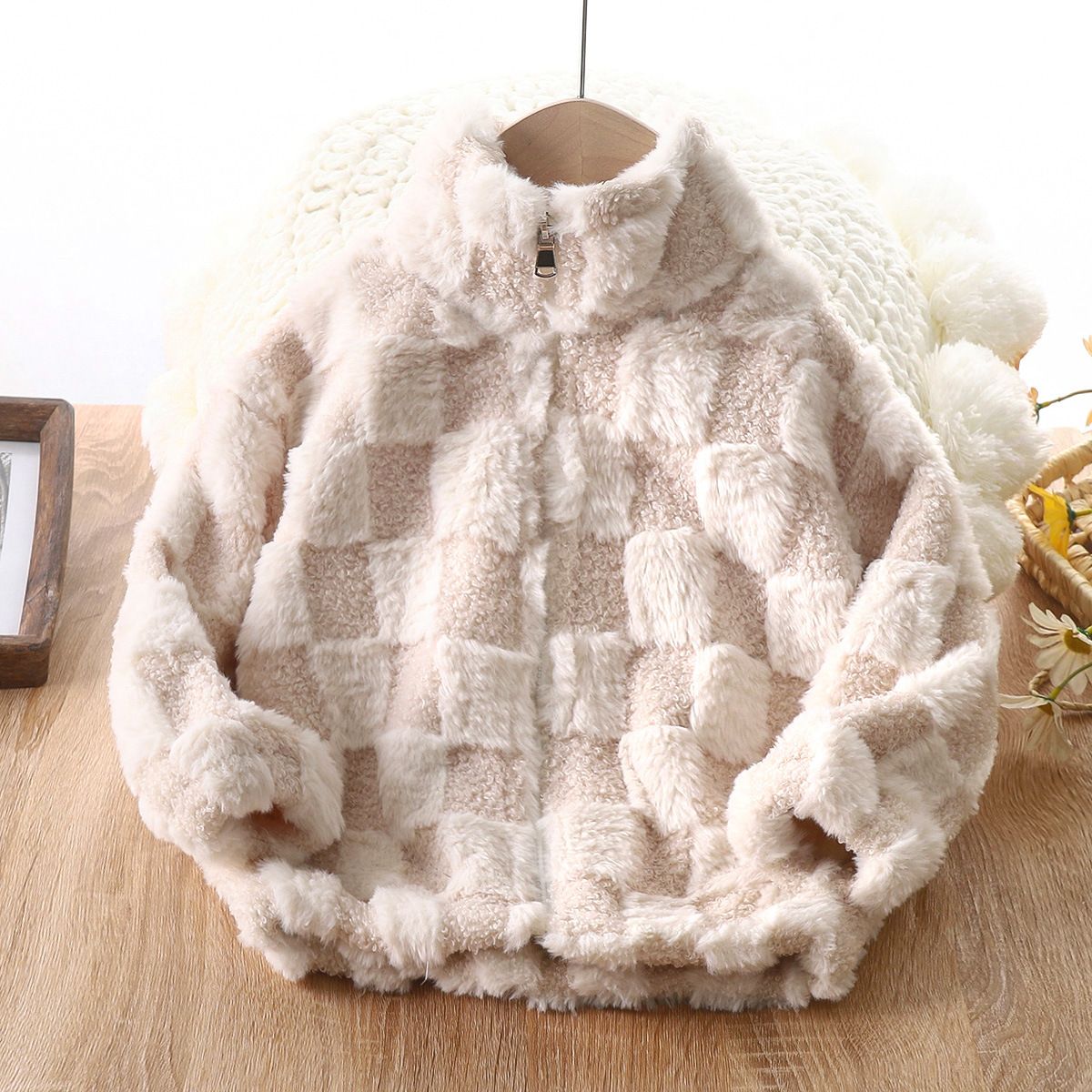 Children's velvet jacket autumn and winter new style cardigan thickened top zipper stand collar medium and large children's boys and girls baby children's clothing