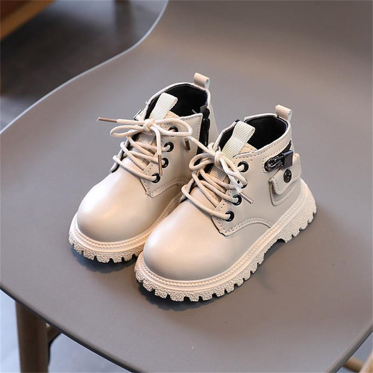 Cool and stylish waterproof, warm and non-slip Martin boots for boys and girls in autumn and winter