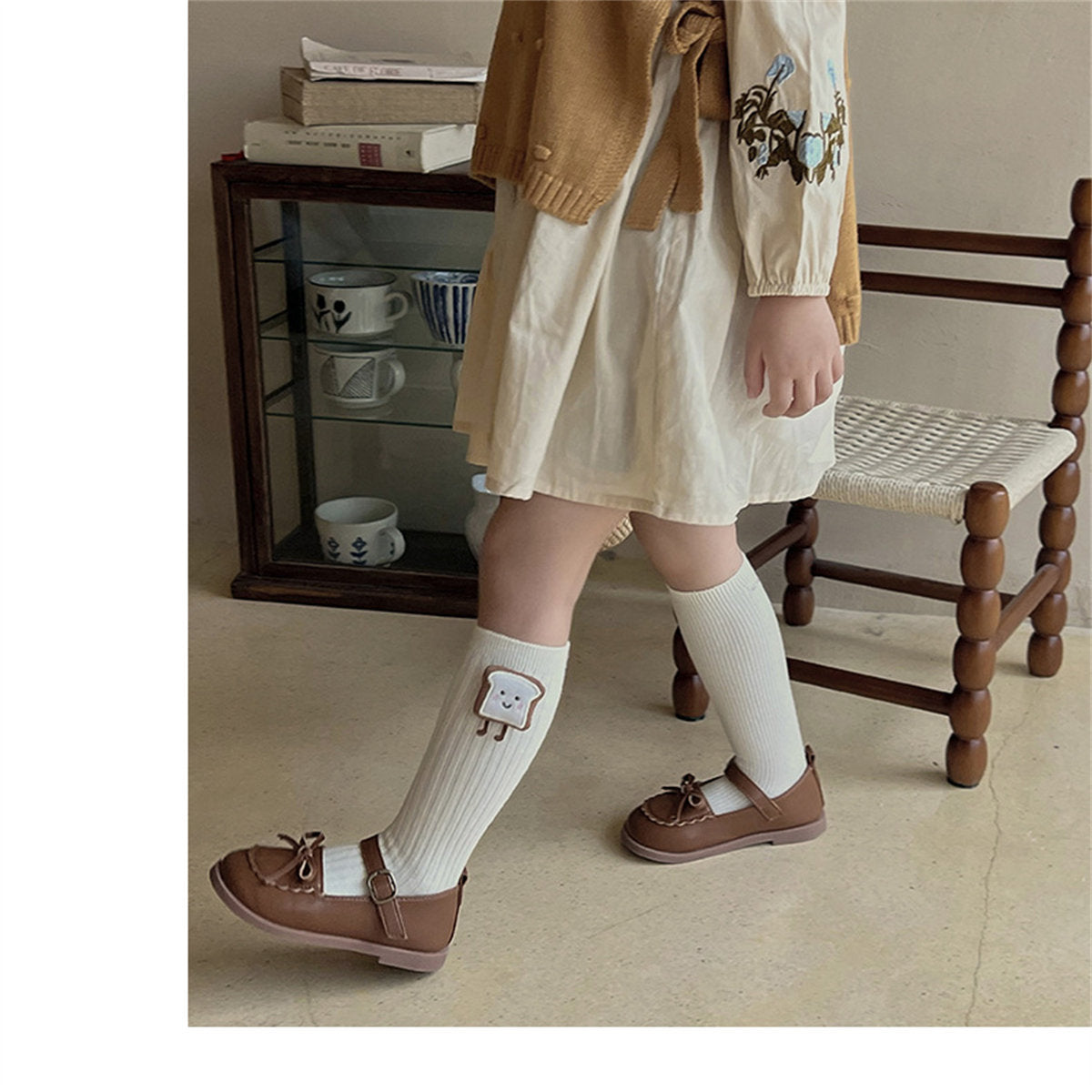 Children's cute doll pattern cute cartoon style calf socks mid-tube socks