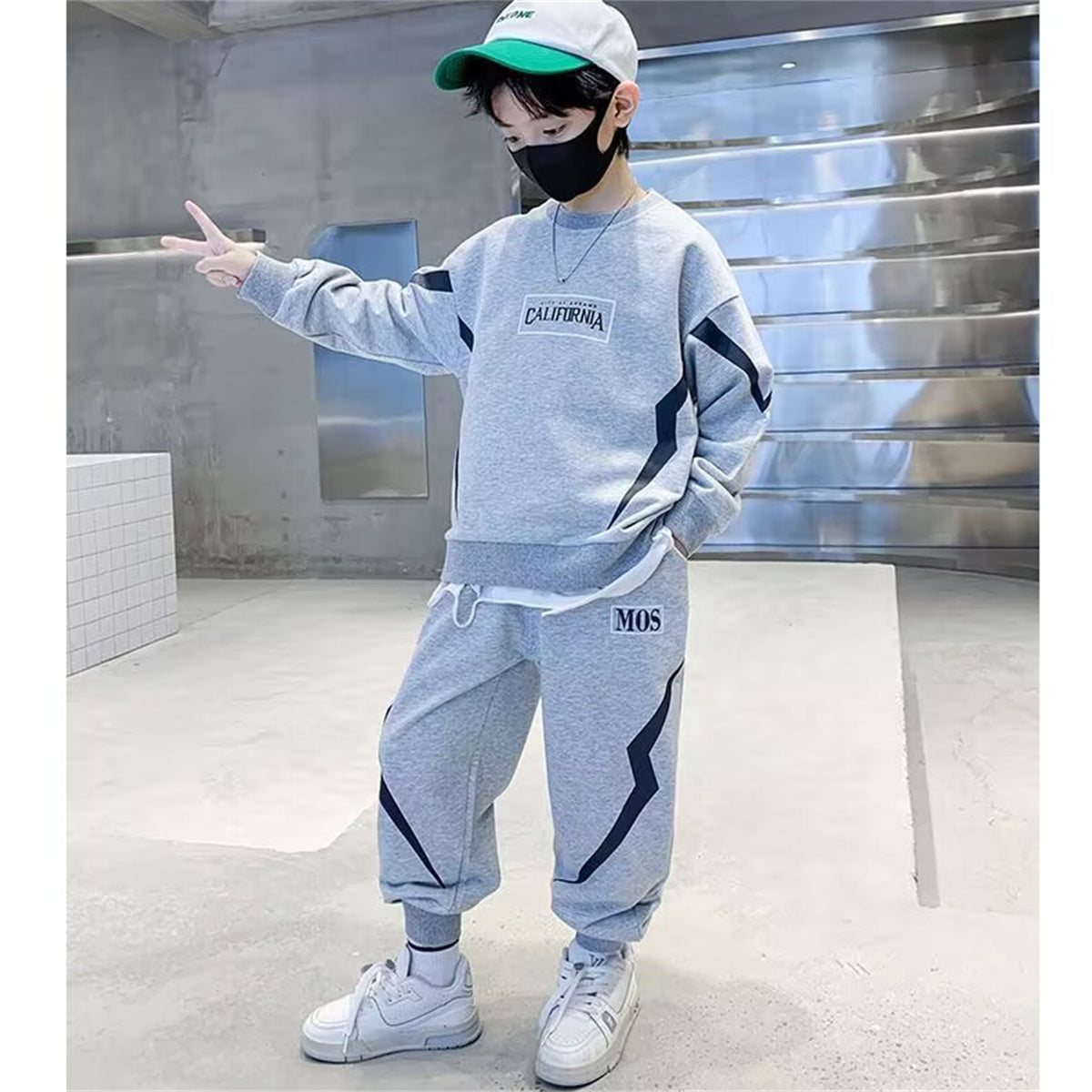 Boys' fashionable versatile sweatshirt long-sleeved two-piece sports suit