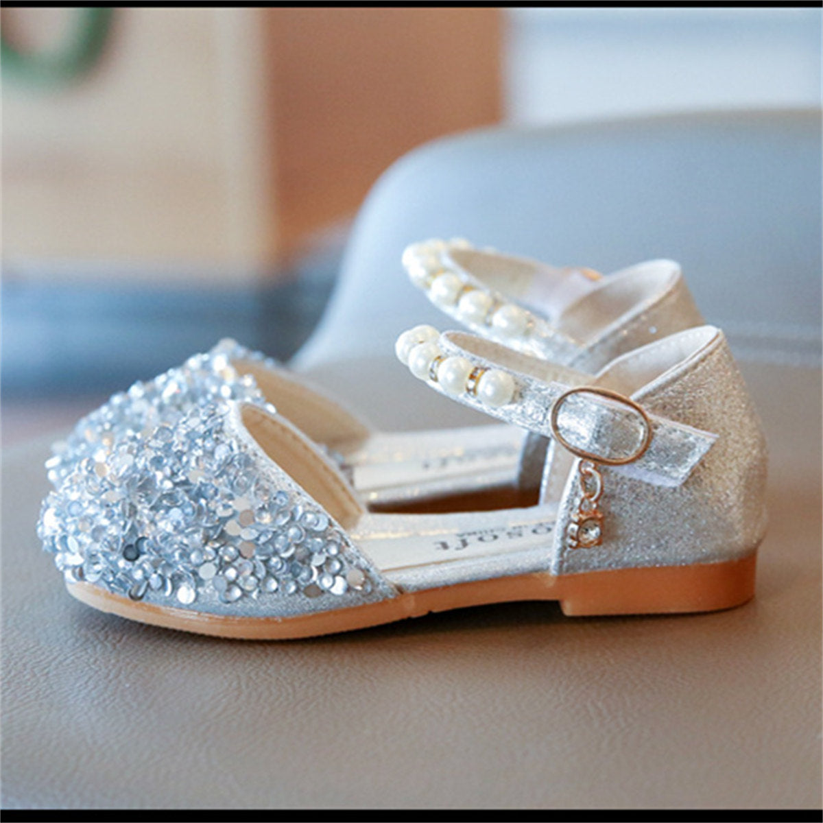 Little girl princess style sequined ladies pearl style sweet flat leather shoes